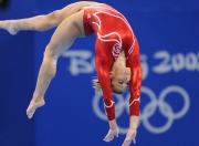 九游体育官方入口-北欧寒冰与北美热浪，当芬兰篮球的坚韧照亮孔德的封神之夜