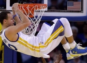 9you娱乐-洛杉矶的黄昏，保罗关键一击，快船一波流终结湖人悬念